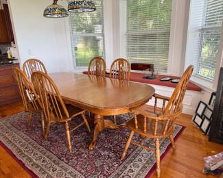 Oak Table w/6 Chairs (+1 extra needs repair), 6.7 x 9.5 Ariana Rug