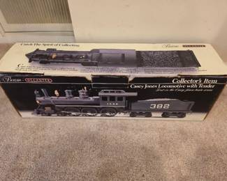 Vintage Jim Beam Casey Jones Locomotive Ceramic Whiskey Decanter in Original Box