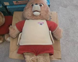 Vintage Teddy Ruxpin 