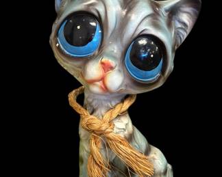Japanese big-eye ceramic cat figurine - Enesco" . Circa 1960s–1970s.