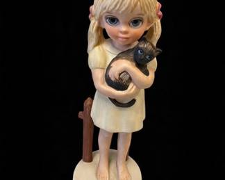 Margaret Keane “Big Eyes” figurine from the Dave Grossman Designs collection. 1975 "My Kitty" 6"
