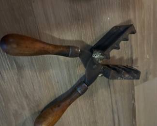 Civil War era bullet maker