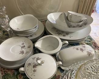 Noritake china "Graywood"