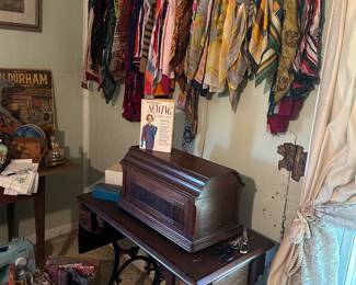 vtg scarves 