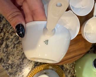 Vintage Coors USA white porcelain laboratory measuring cups