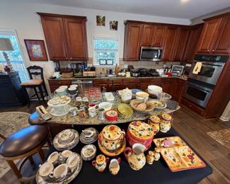 Full kitchen
