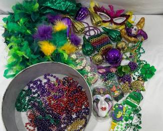 Mardi Gras and st Patrick’s day accessories 