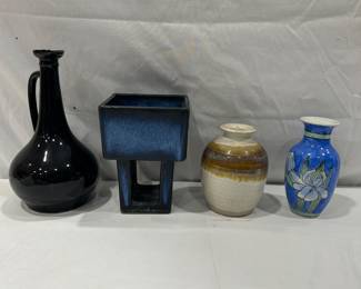 Ceramic vases 