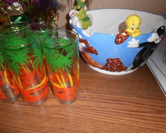 Palm Glasses & Cartoon Character Bowl