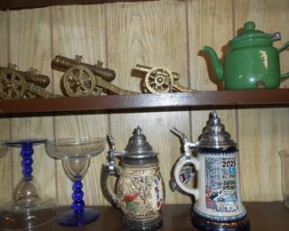 Cannons Teapots Mugs