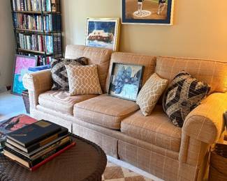 Sleeper sofa with Aero Bed Mattress