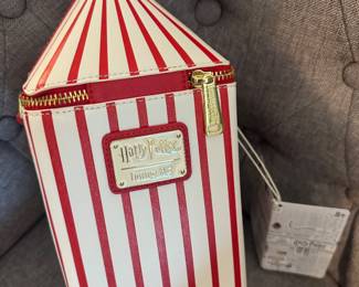 #159 - $48 - Harry Potter Bertie Botts Every Flavour Beans figural crossbody bag