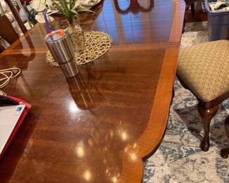 #1 - $1,100 - American Drew Scallop edge dinning table made in USA 68wx44dx28t - 2 leaves 16w - - 8 Queen Anne chairs, 1 arm - gold seats 20wx18dx42t
