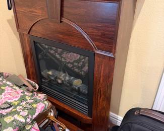 #71 - $100 - Portable eletric fire place 28wx7dx36t
