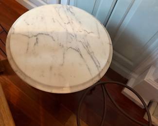#26 - $68 - Round marble top table with wood legs 13x18t