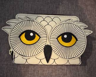#145 - $36 -Harry Potter Loungefly hedwig howler wallet