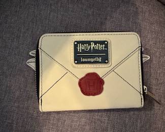 #145 - $36 -Harry Potter Loungefly hedwig howler wallet