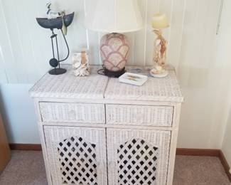 Wicker 2-drawer cupboard; table lamp; beachy decor