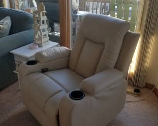 Recliner chair