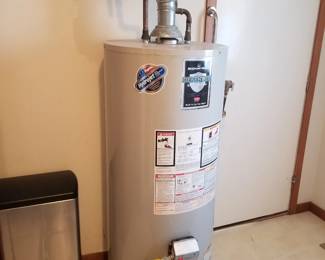 Hot water heater