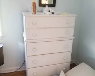 5-drawer painted dresser
