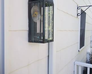 Exterior light fixtures