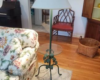 Floor lamp