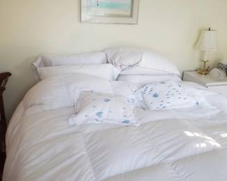 Queen bed