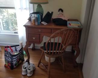 Quuen Anne kneehole writing desk; Windsor chair