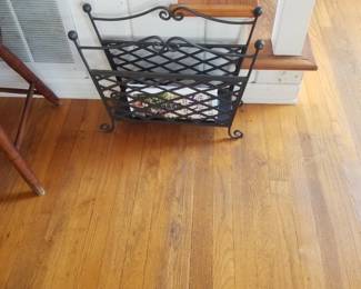 Magazine rack