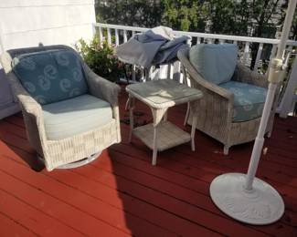 Porch & patio furniture