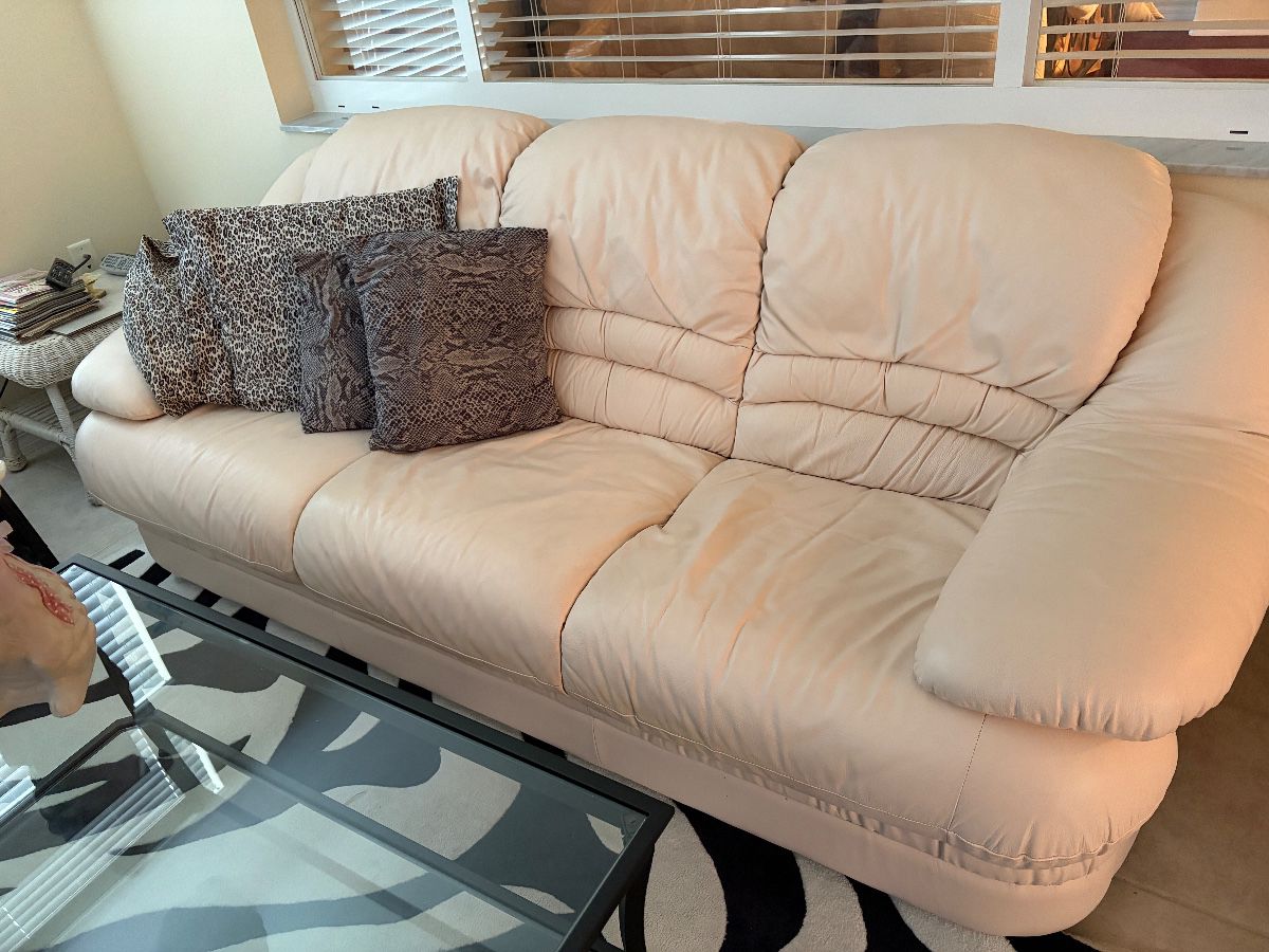 Light pink couch