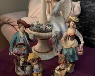  Grandeur Noel porcelain angel And ceramic figurines 