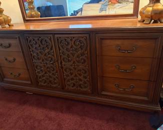 vintage Bassett "Mayan" Collection dresser/credenza