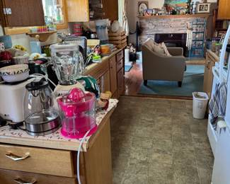 assorted kitchenware