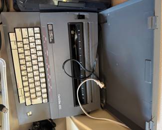 Smith Corona DeVille 410 electronic typewriter