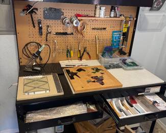 workstation for stained glass, assorted tools