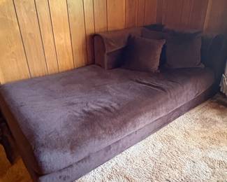 Rowe Furniture Sectional Sofa fourth image