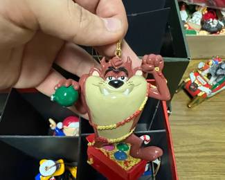 The Bradford Editions Bugs Bunny  Friends Christmas Ornaments Set fourth image