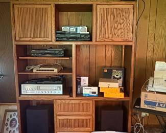 MidCentury Modern Oak Entertainment Wall Unit sixth image