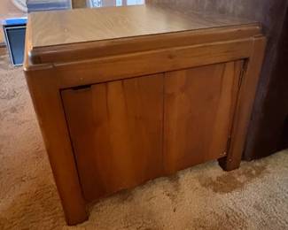 Lane Altavista MidCentury Modern Cabinet Side Table fifth image