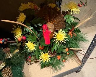 Assorted Holiday and Seasonal Decor Collection third image