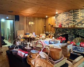 Vintage Longaberger Basket Collection fifth image