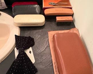 Estate Sale Vanity and Bathroom Accessory Collection second image