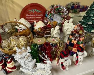 Estate Sale Christmas Holiday Decor Collection second image