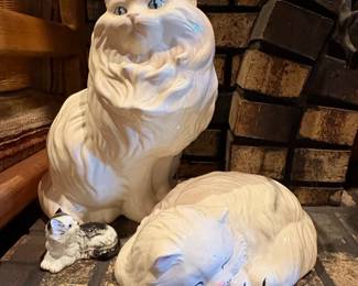 Vintage Ceramic Persian Cat Figurine Trio