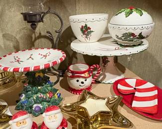 Assorted Holiday and Seasonal Decor Collection fifth image