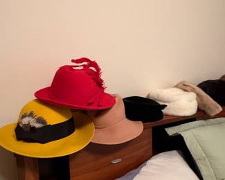 Collection of Vintage Womens Millinery