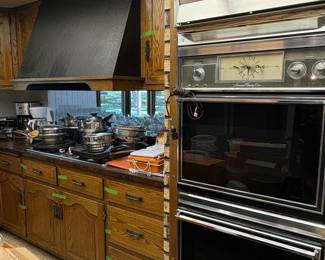Vintage MidCentury Estate Kitchen Collection fourth image