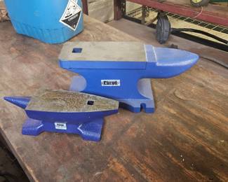 Vevor Anvils